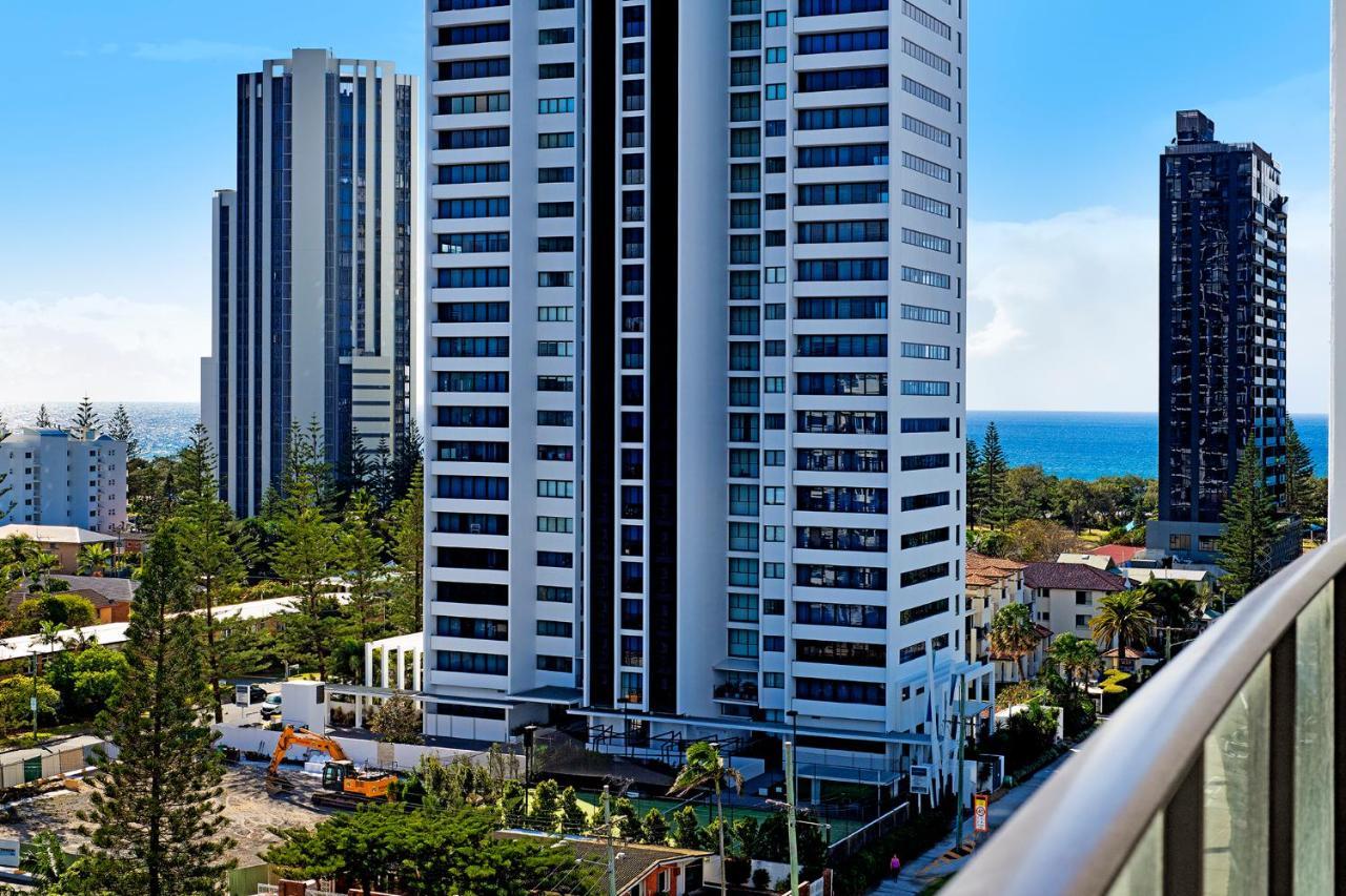 Mantra Sierra Grand Aparthotel Gold Coast Exterior photo