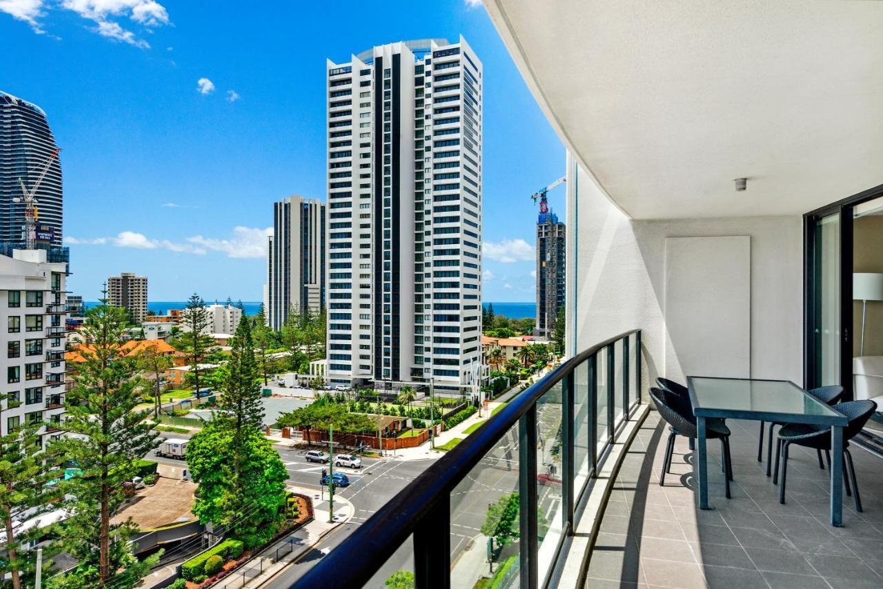 Mantra Sierra Grand Aparthotel Gold Coast Exterior photo